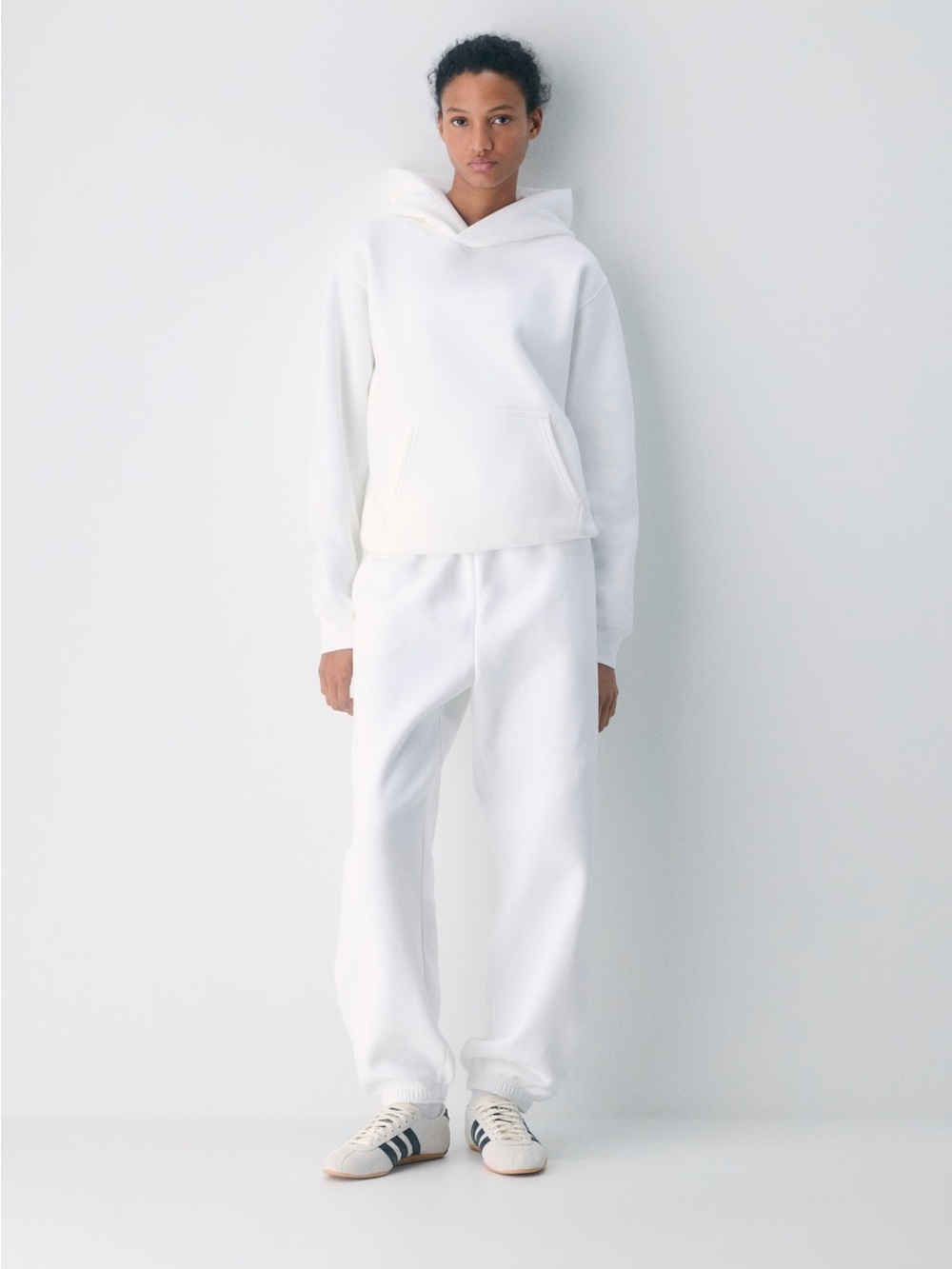 Aritzia cozy sweat fleece mega jogger